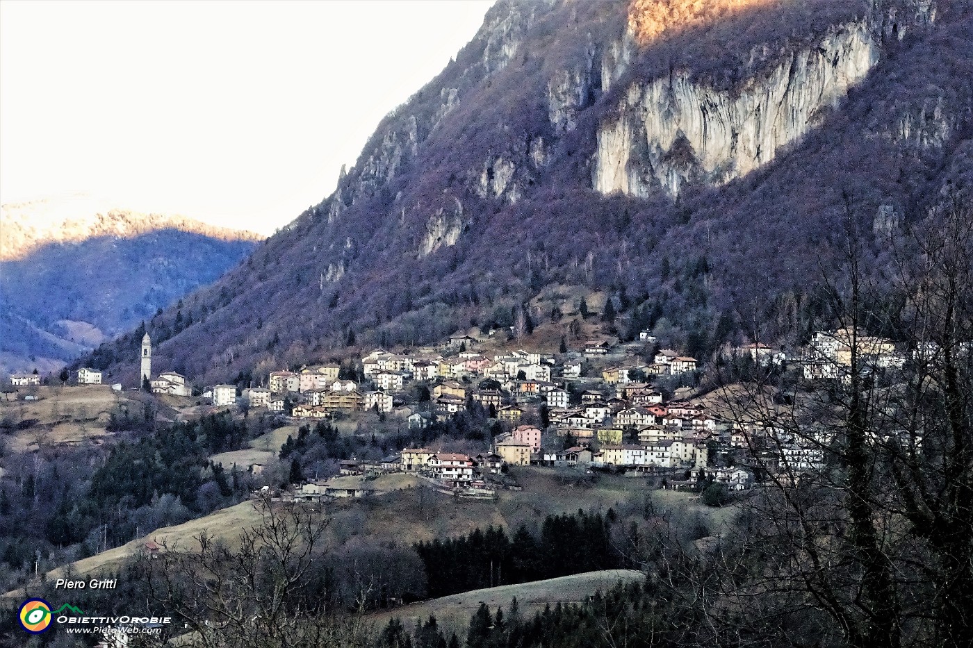 02 Partenza da Cornalba (873 m).JPG